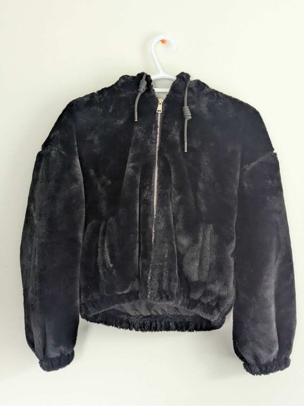 Streetwear society Black Faux Fur Zip-Up Hoodie Jacket cropped